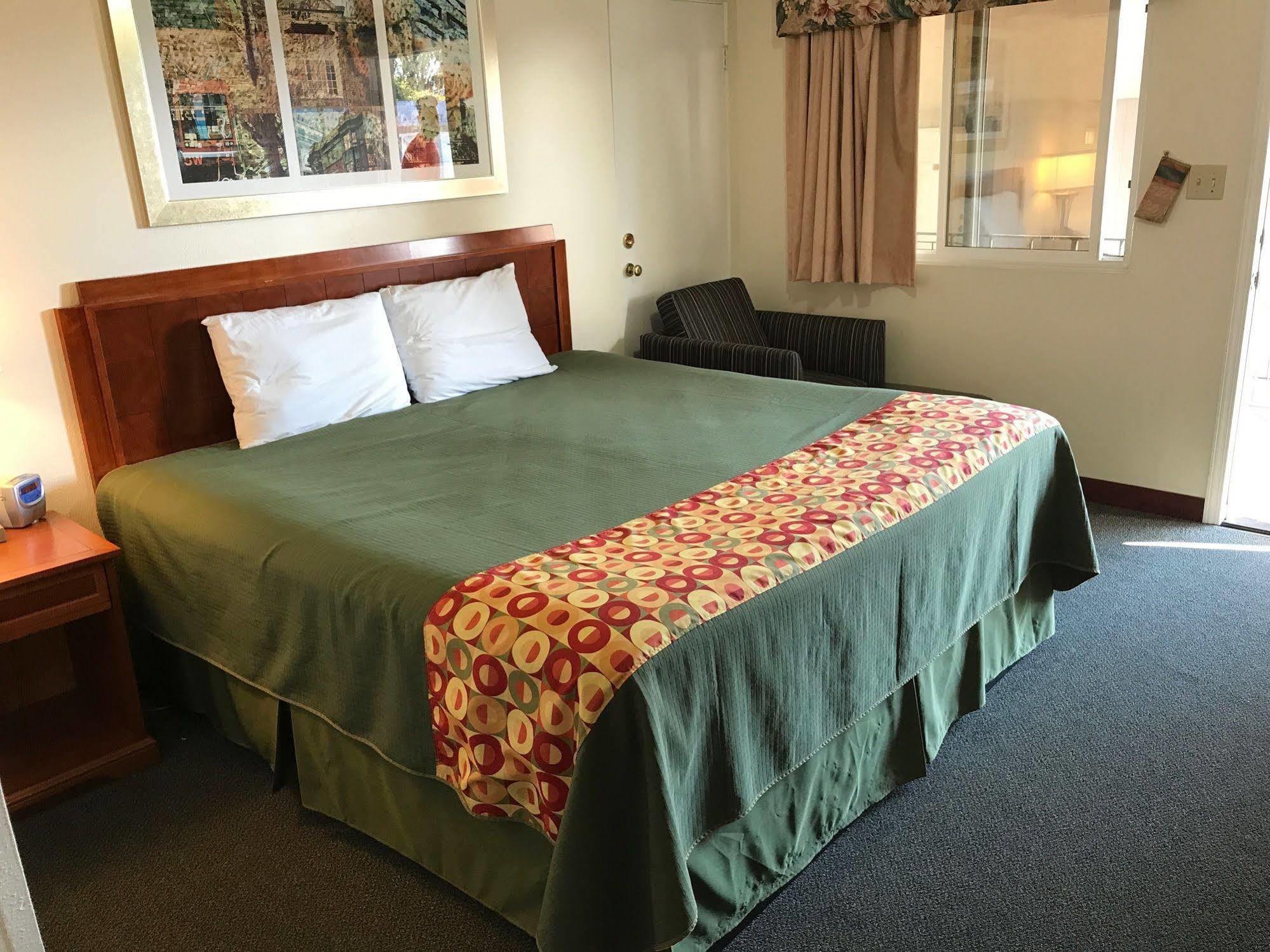 Riviera Inn ポート・エンジェルス エクステリア 写真