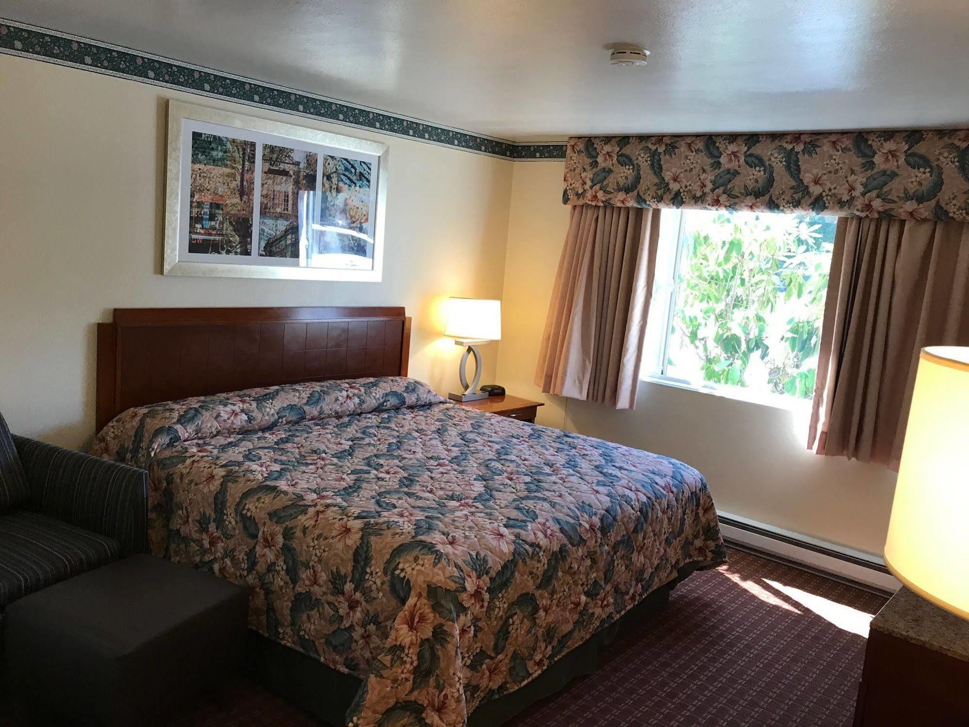 Riviera Inn ポート・エンジェルス エクステリア 写真