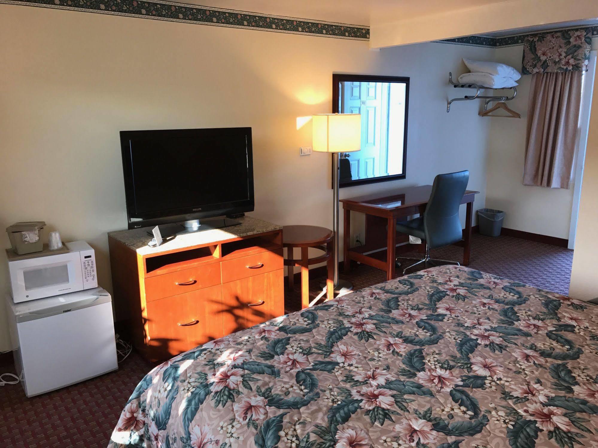 Riviera Inn ポート・エンジェルス エクステリア 写真